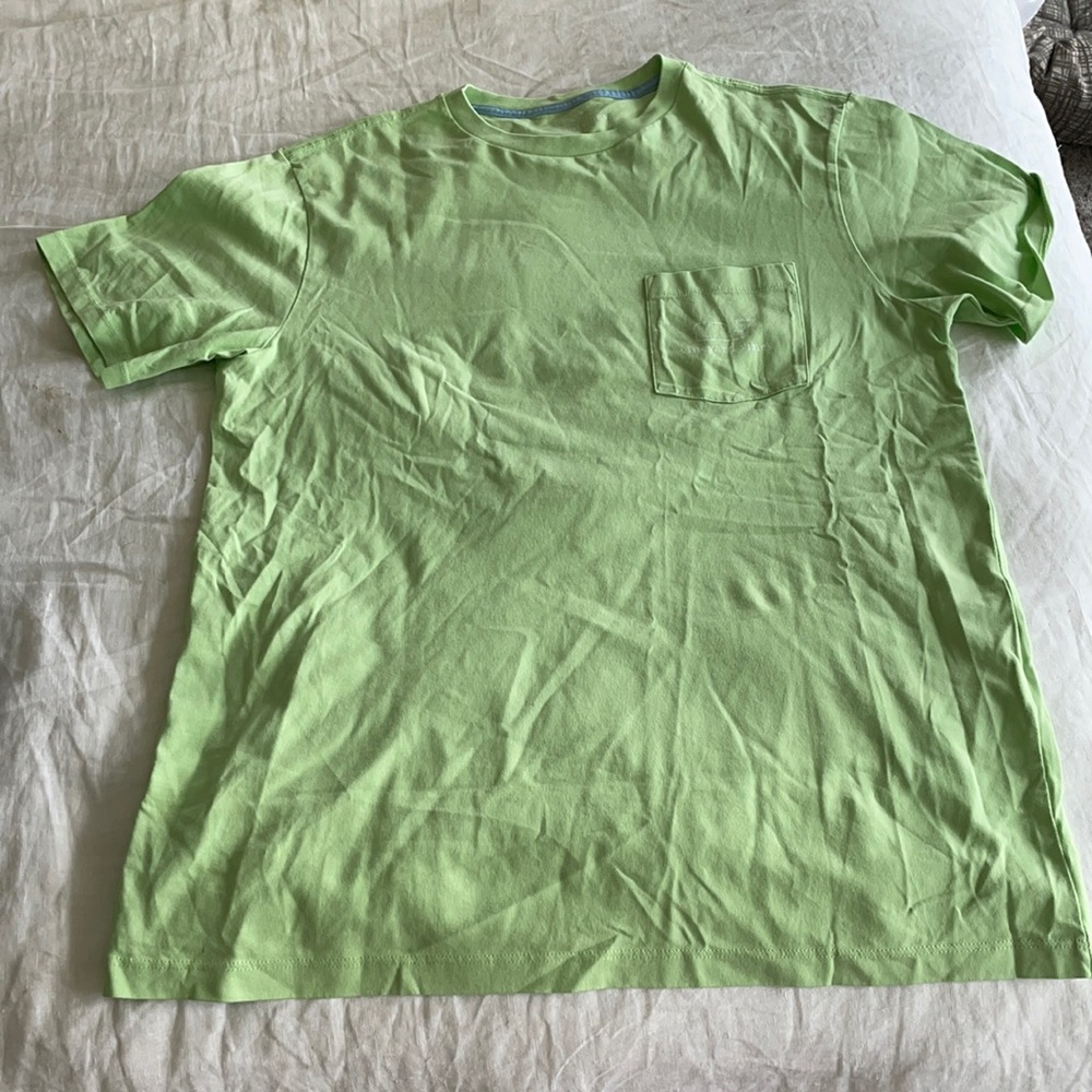 Vineyard Vines slouchy T-shirt with pocket